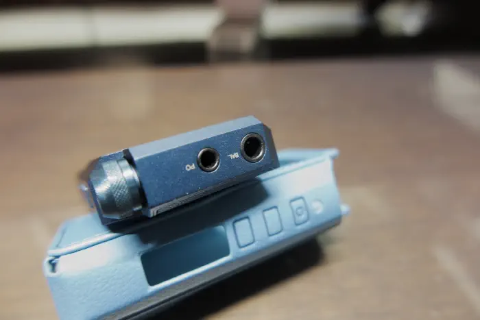 BTR17 ヘッドフォン端子