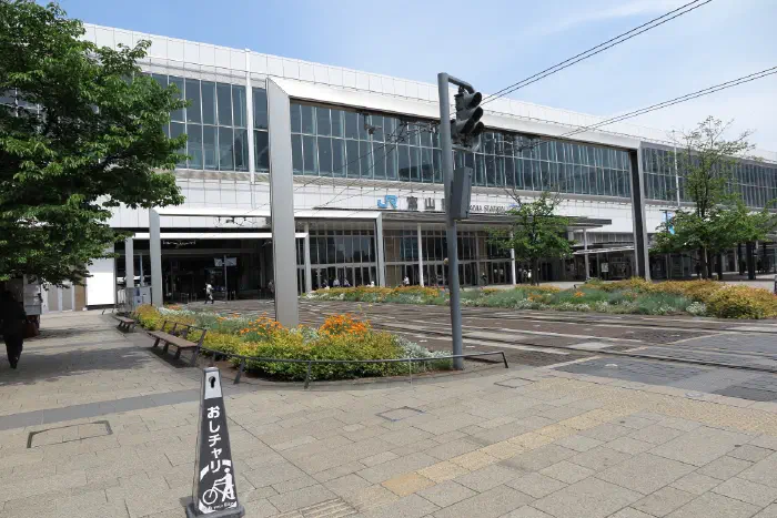 富山駅