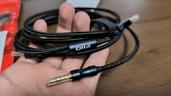 FIIO LL-4.4A 布ケーブル