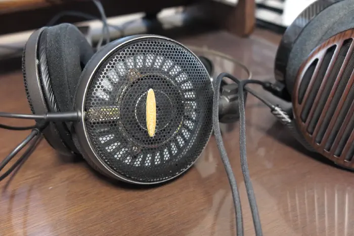 ATH-AD2000Xとの比較