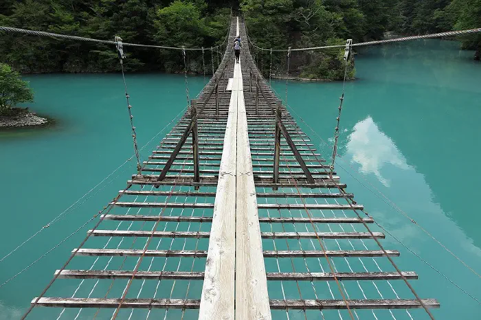 夢のつり橋 上部
