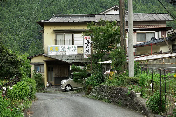 民宿 奥大井 看板