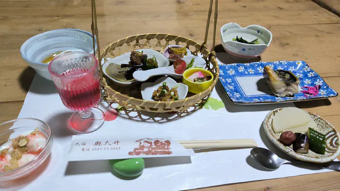 朝食