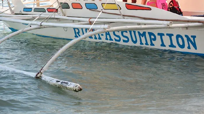 RICH-ASSUMPTIONボート